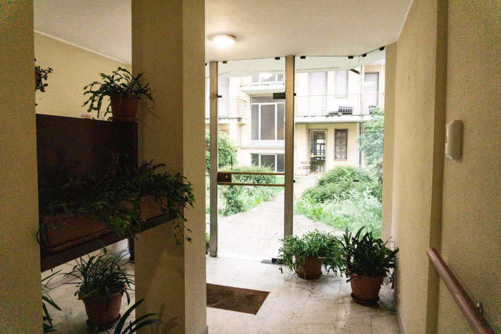 NewStyleHome: Immobile Via XX Settembre 15 ingresso condominio