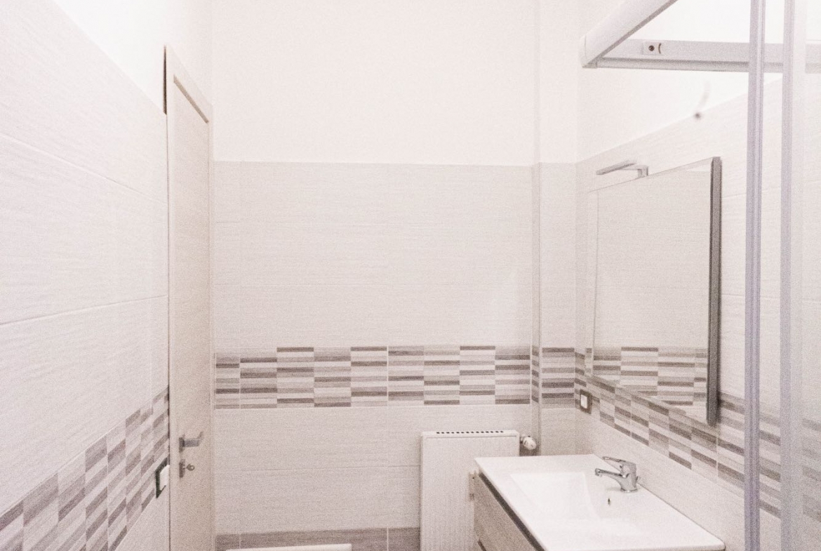 NewStyleHome: Immobile Via XX Settembre 15 bagno