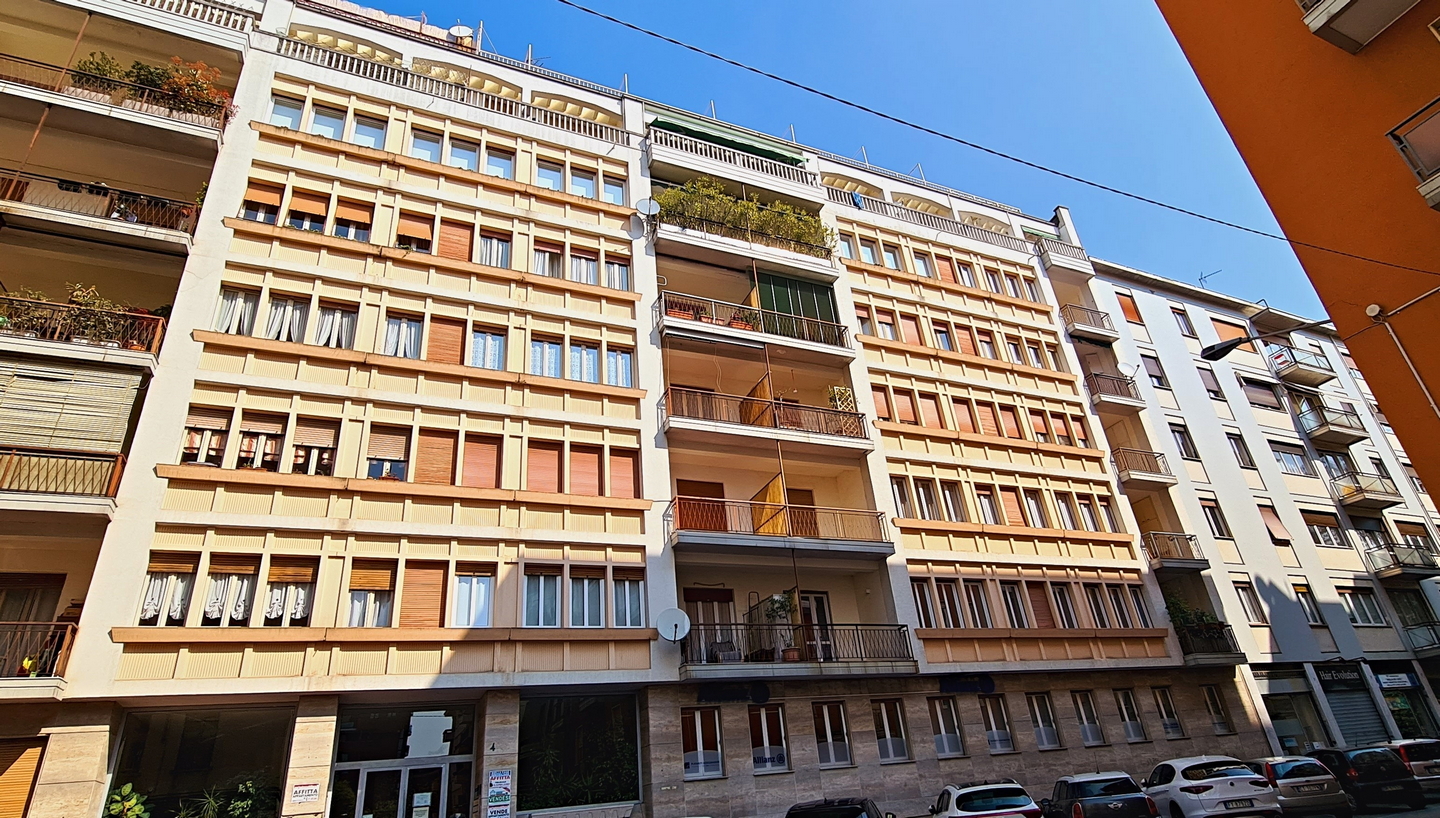 Via Nazario Sauro Esterno