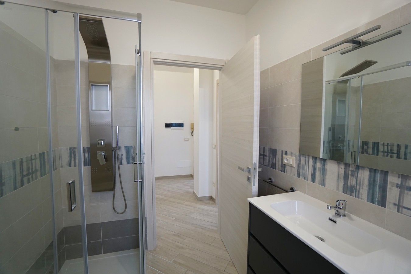 06 BAGNO VIA FALLETTI 26