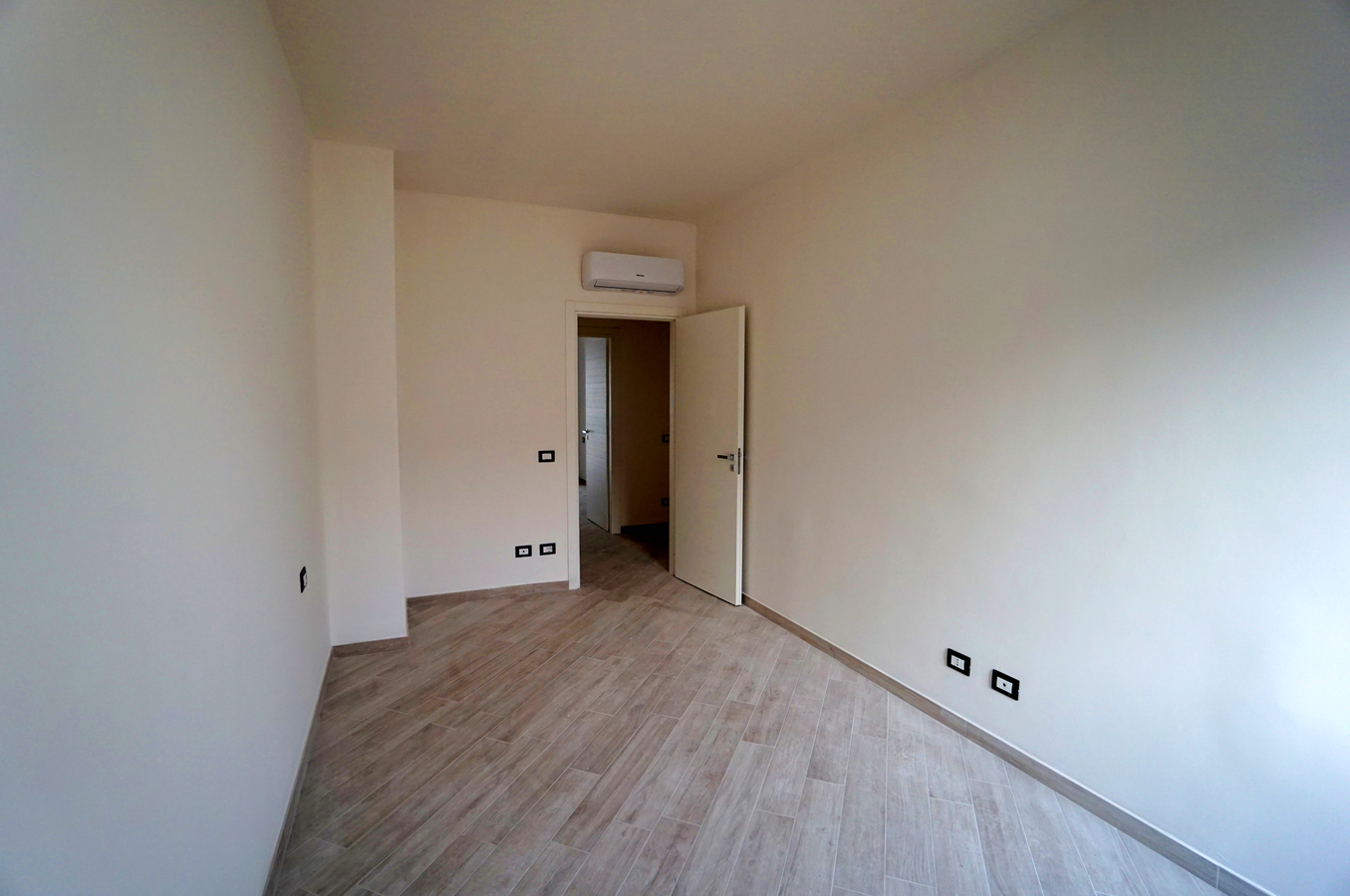 _Via Trento 52 (30)m