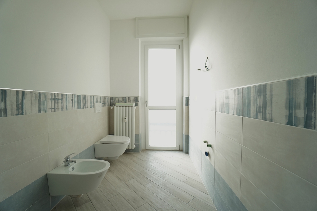 10_BAGNO 1 Piazza Adua