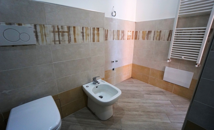 22_BAGNO 2 Piazza Adua
