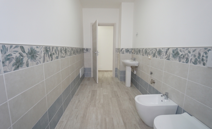 11_BAGNO Via Milano 65