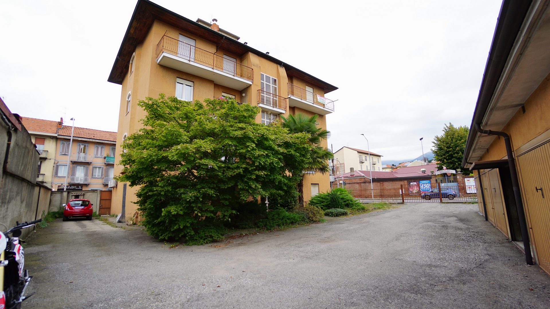21_CORTILE INTERNO Via Rosselli23