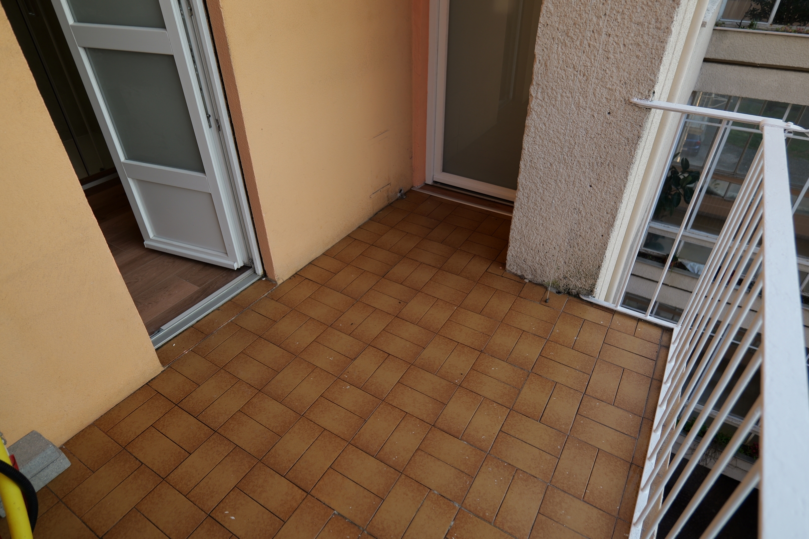 18_TERRAZZINO BAGNO Via Tripoli 51